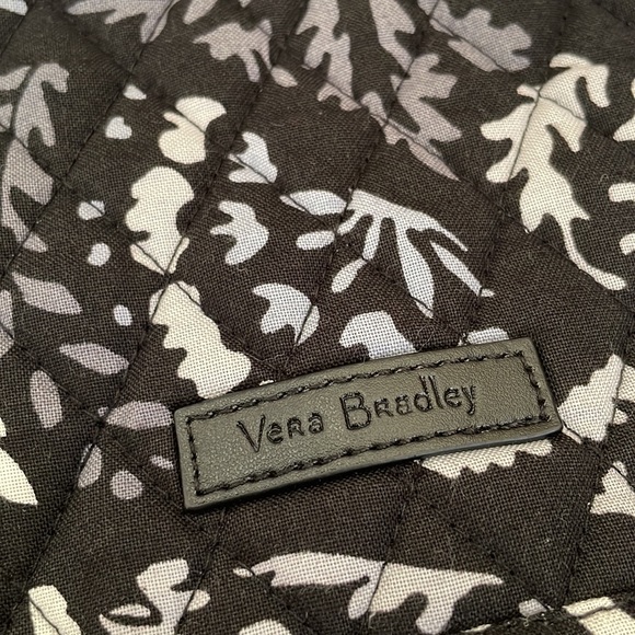 Vera Bradley “Large Traveler Duffel” “Paisley Noir” Weekend Travel Trip new NWT - Picture 6 of 9